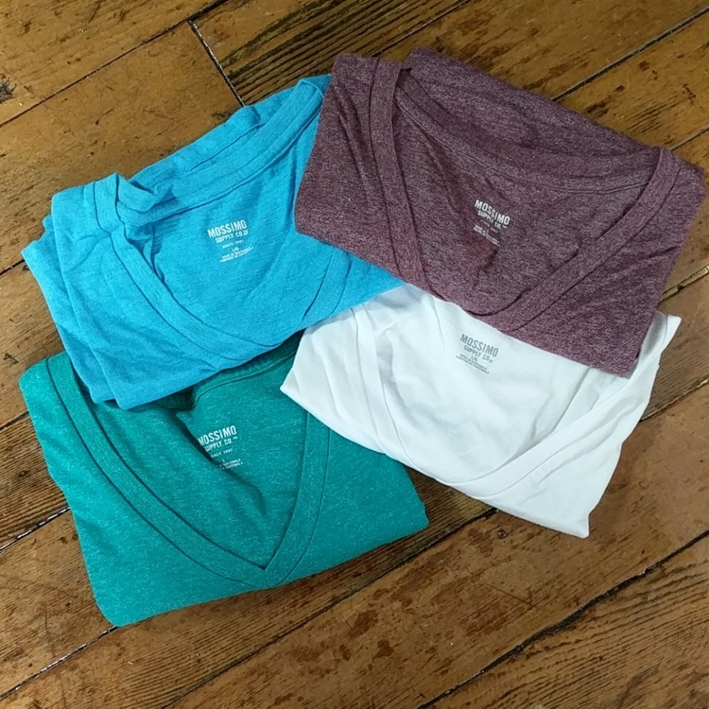 Short sleeve v neck tees
